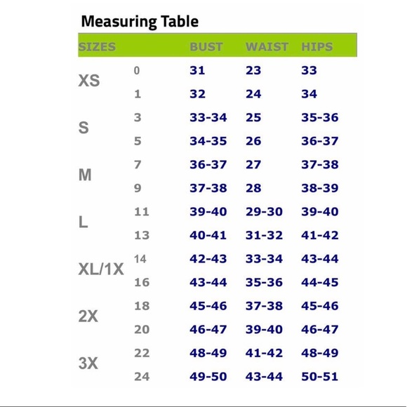 🛍SALE🛍 White Floral Crochet Trim Romper - Picture 5 of 5